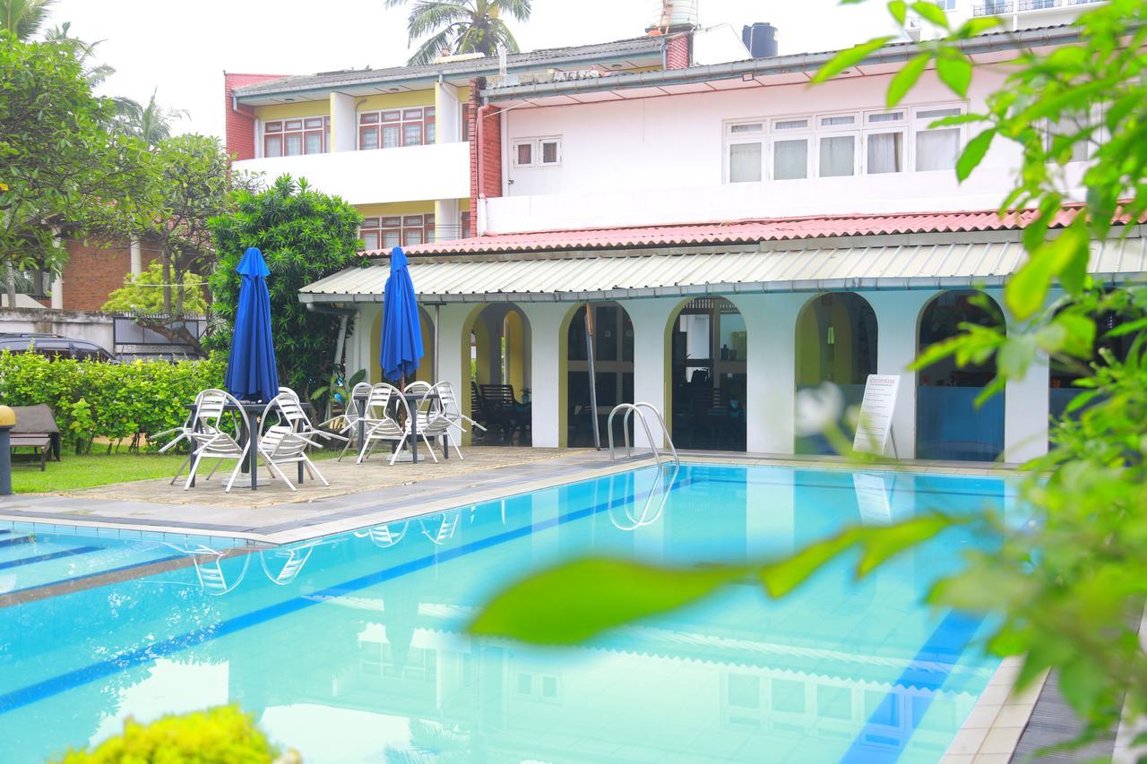 Ranveli Beach Resort Dehiwala-Mount Lavinia Eksteriør billede