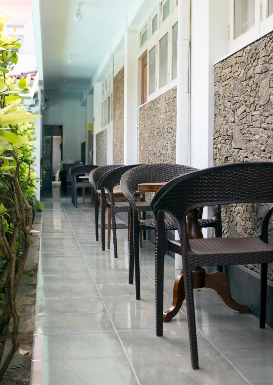 Ranveli Beach Resort Dehiwala-Mount Lavinia Eksteriør billede
