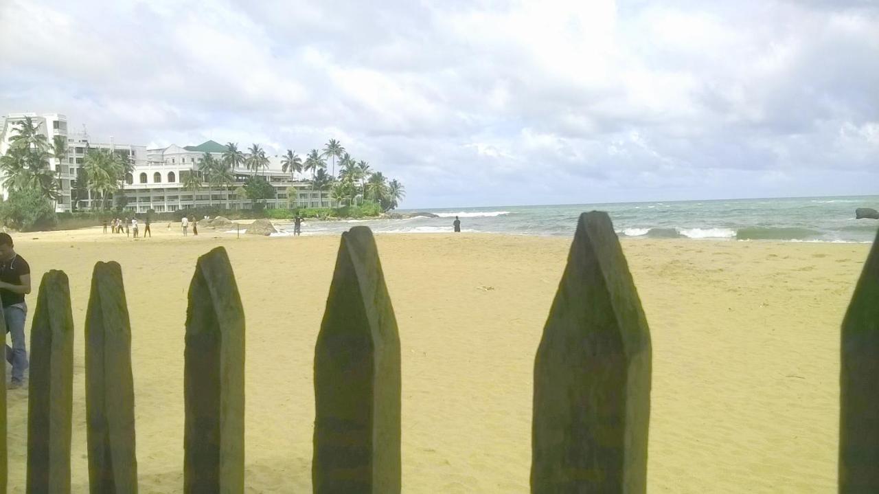 Ranveli Beach Resort Dehiwala-Mount Lavinia Eksteriør billede