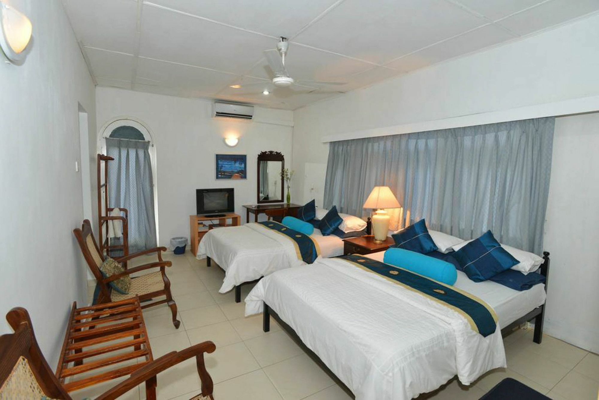 Ranveli Beach Resort Dehiwala-Mount Lavinia Eksteriør billede