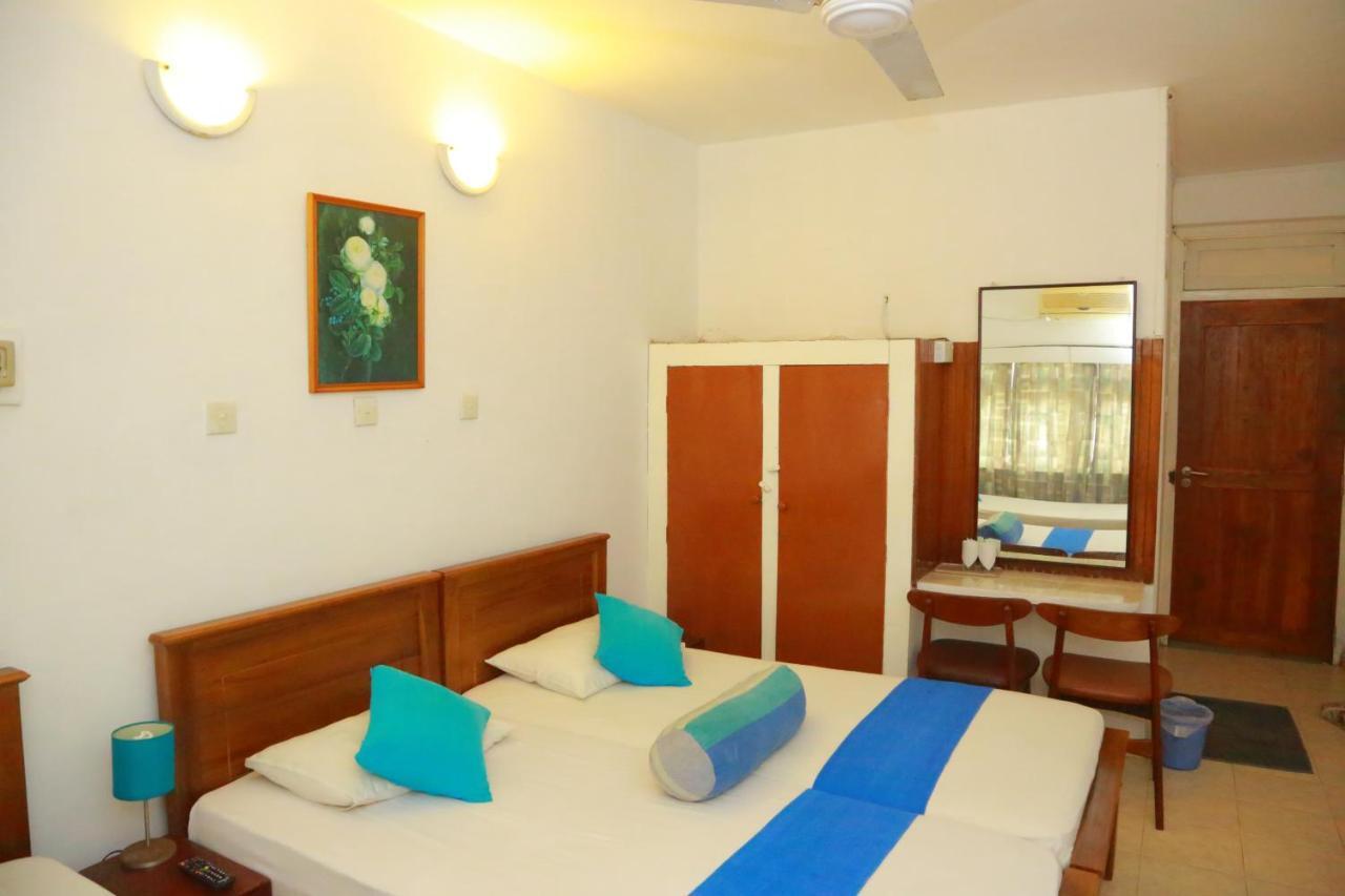 Ranveli Beach Resort Dehiwala-Mount Lavinia Eksteriør billede