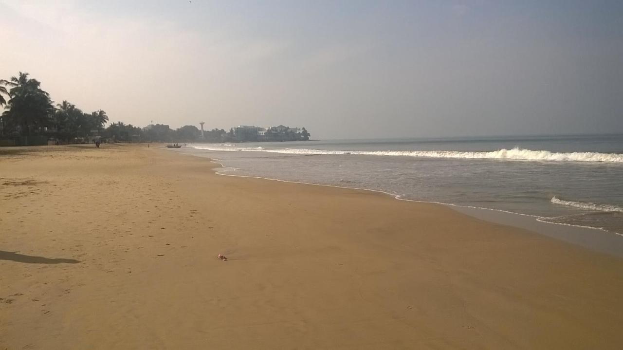 Ranveli Beach Resort Dehiwala-Mount Lavinia Eksteriør billede